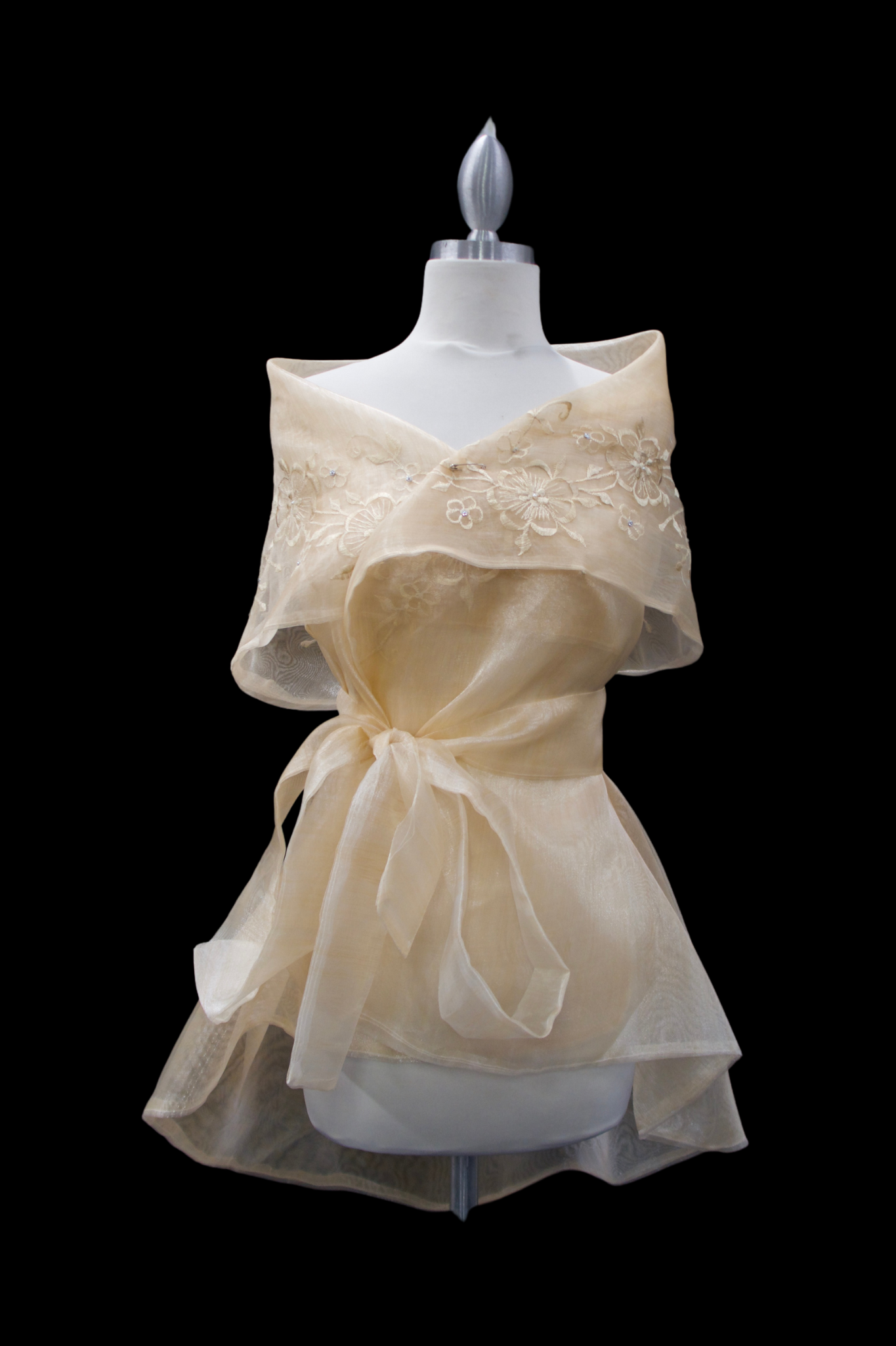 'Pina Beige' Embroidered Panuelo