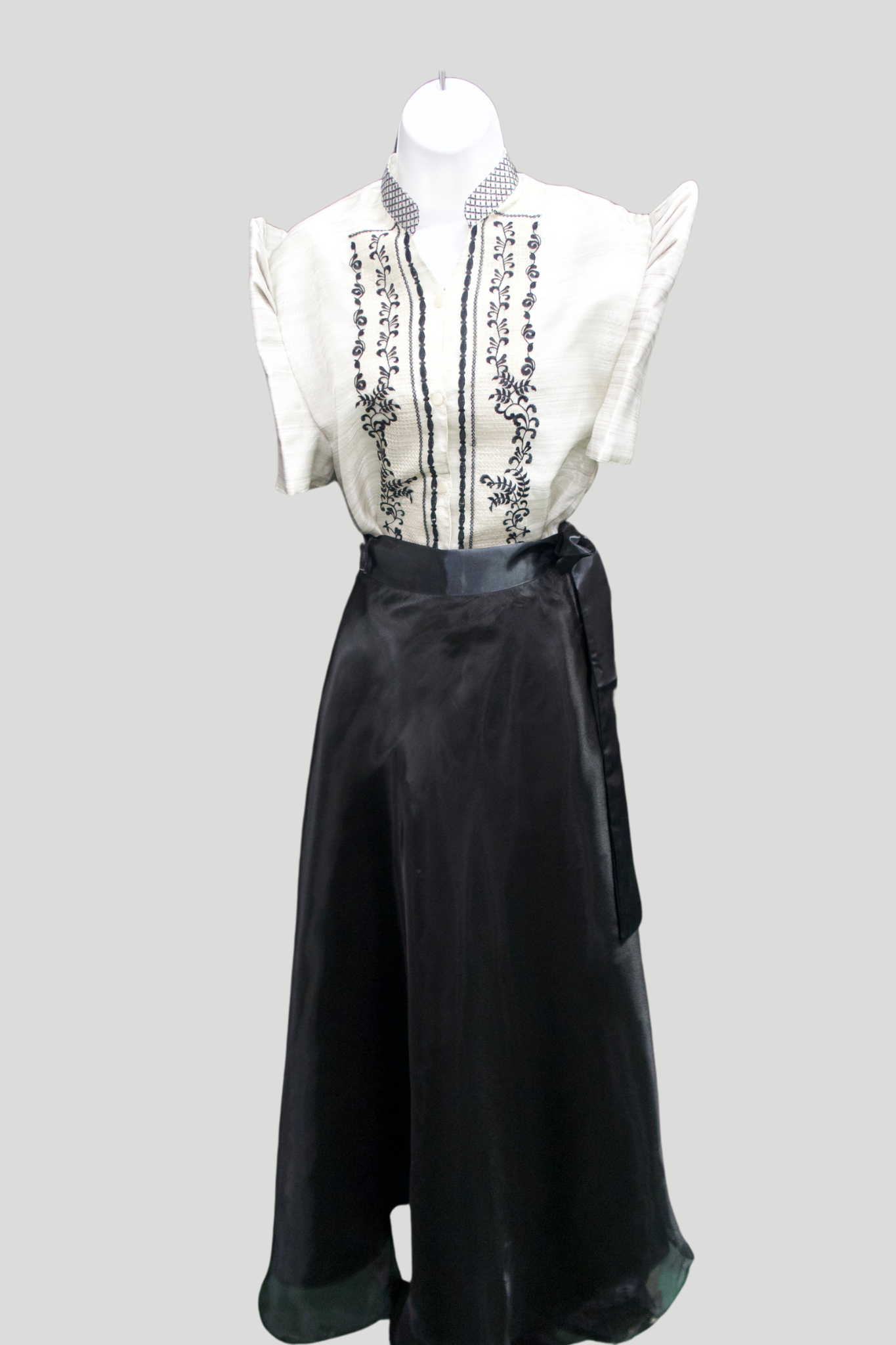 Mestiza Barong Blouse - Pina Black