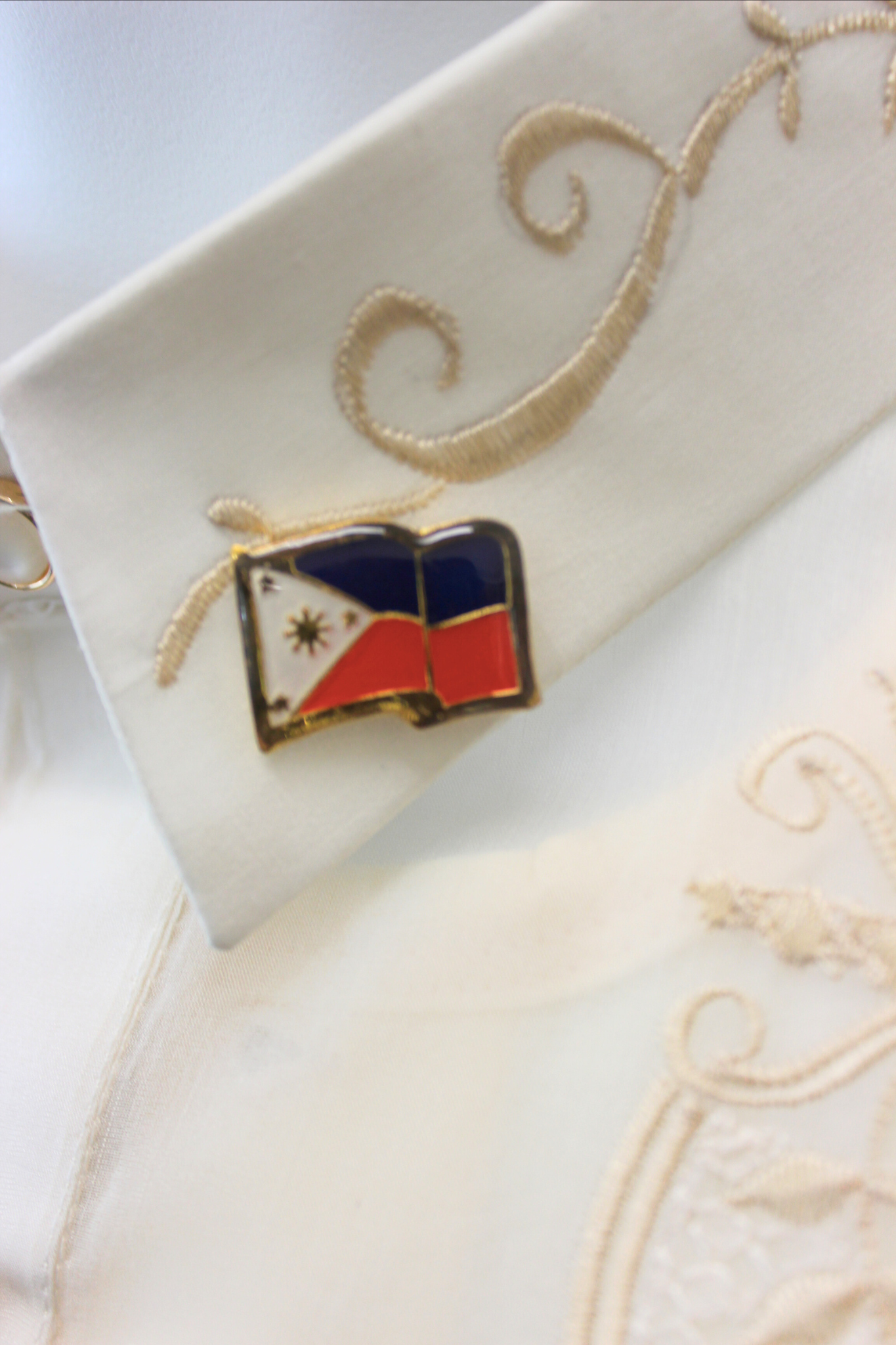 Filipino Flag Lapel Pin