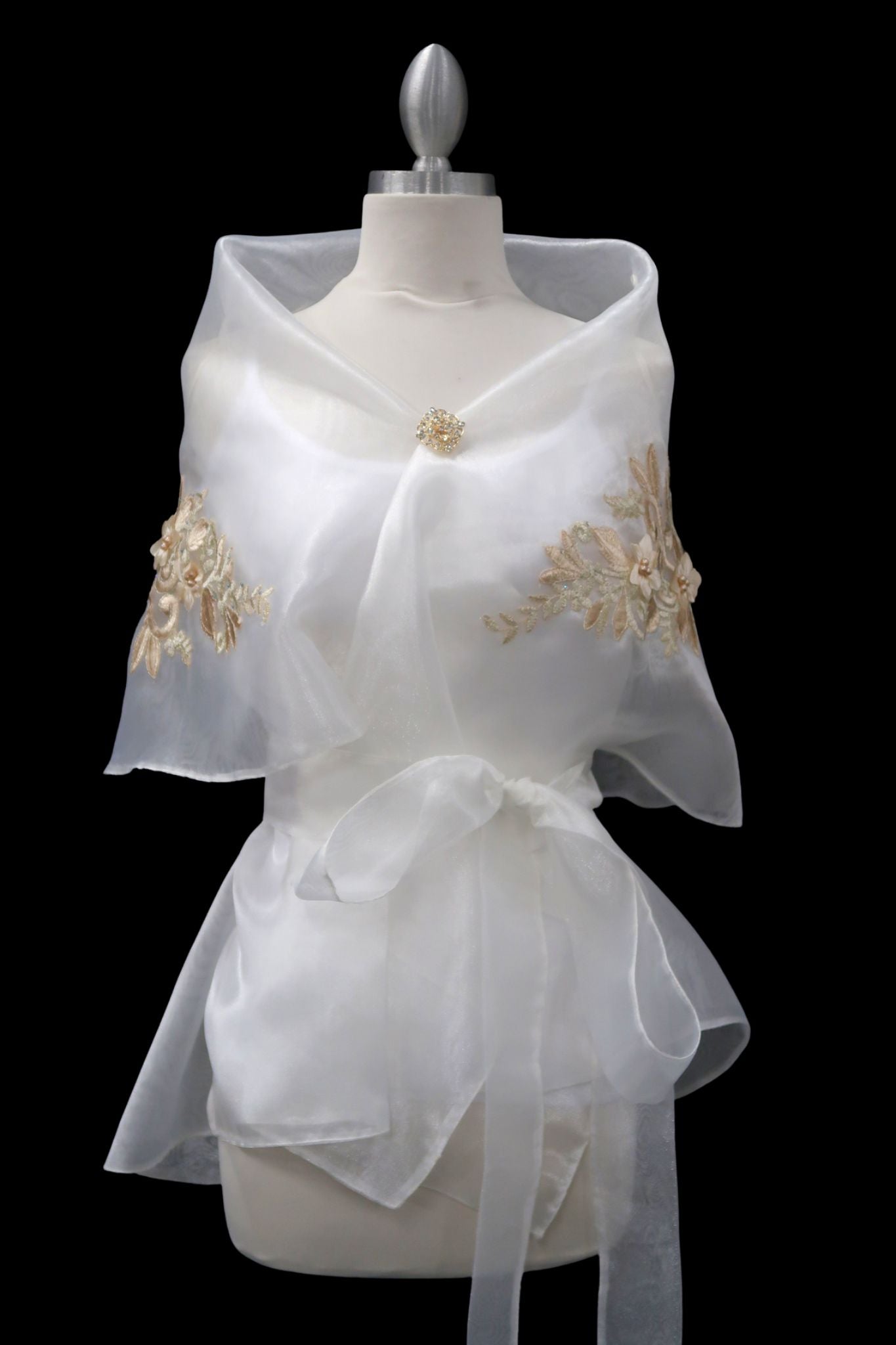 Lace Applique Panuelo - Ivory & Beige