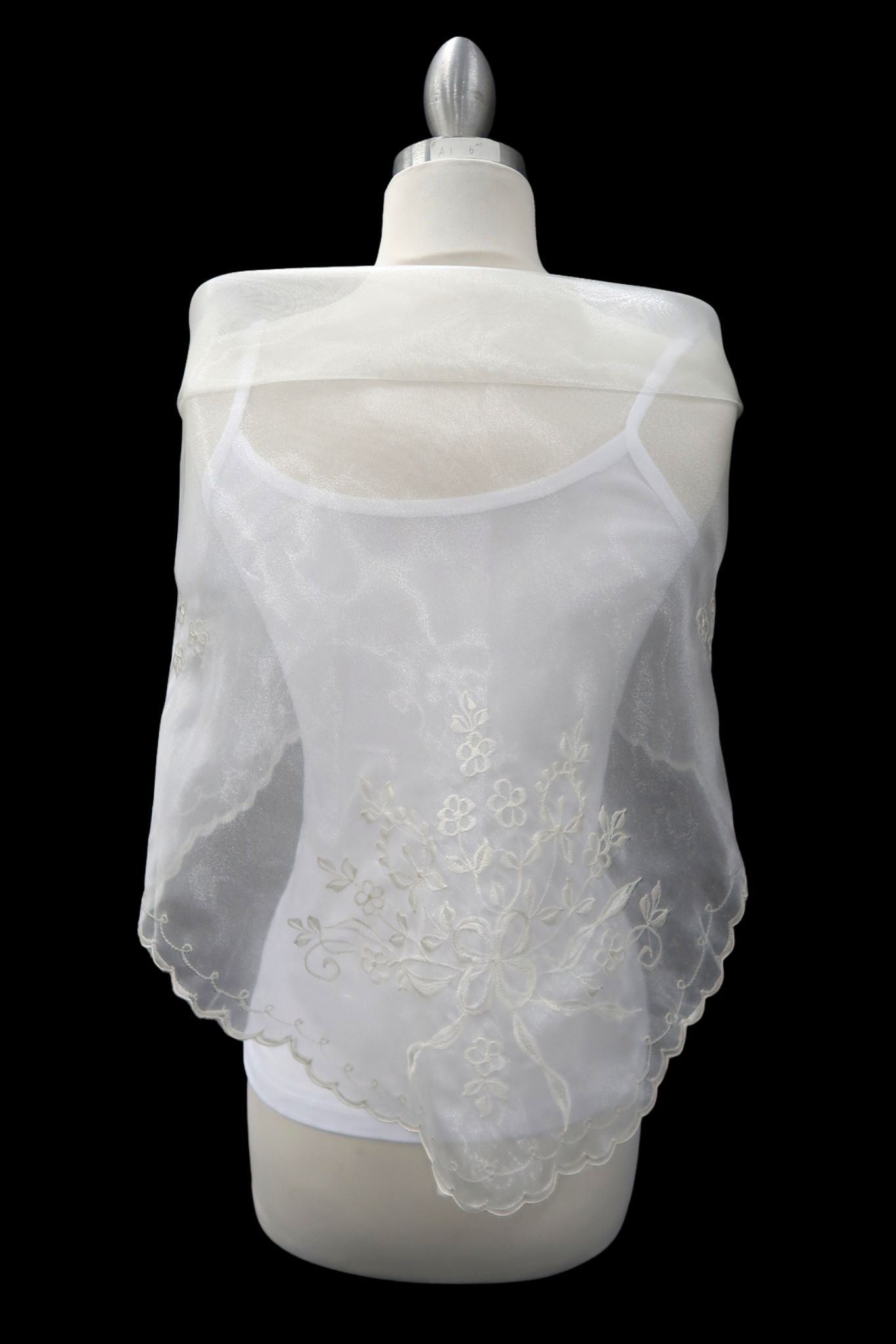 Ivory & Ivory Embroidered Alampay - Petite Drape (60")