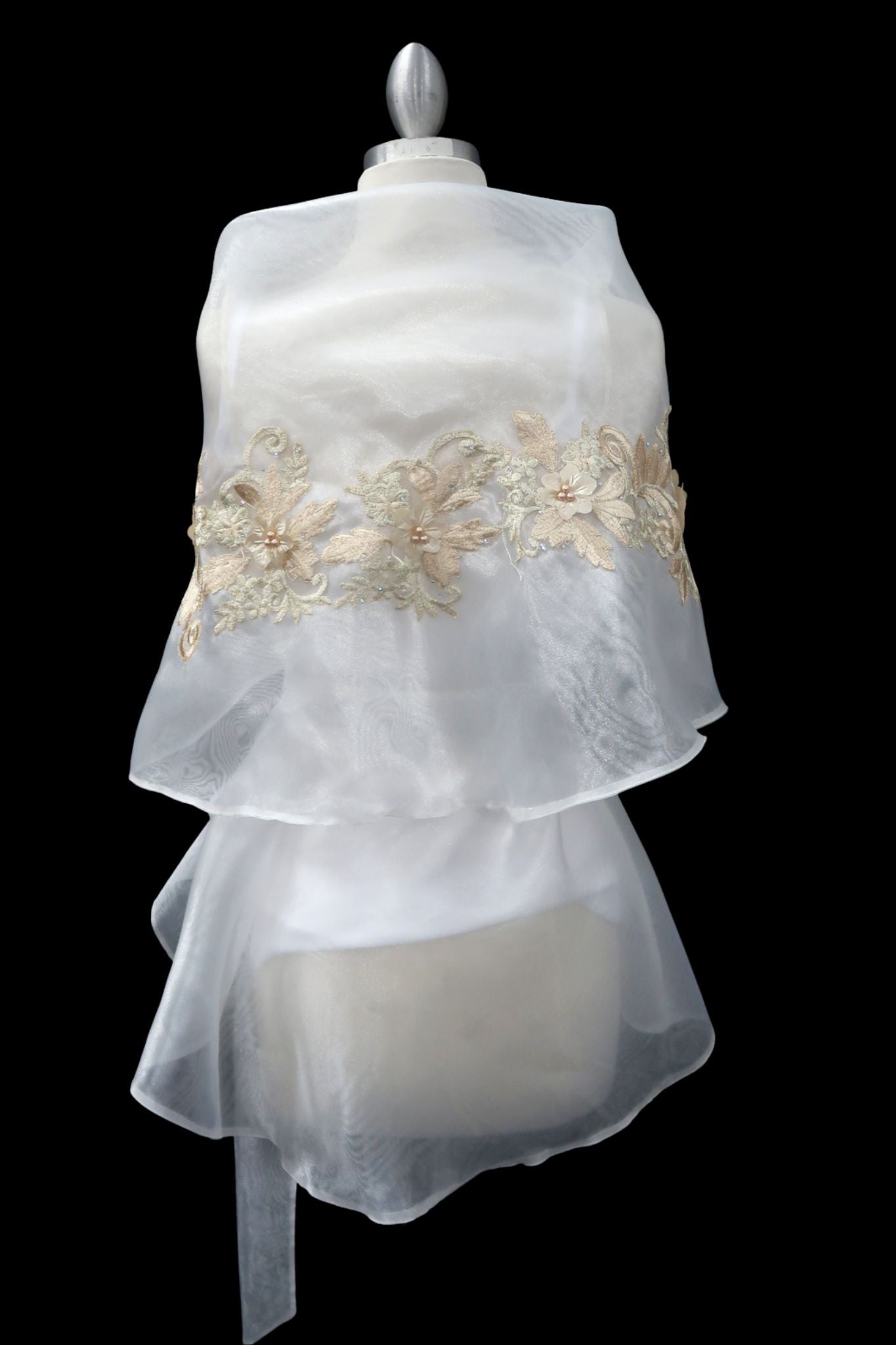 Lace Applique Panuelo - Ivory & Beige