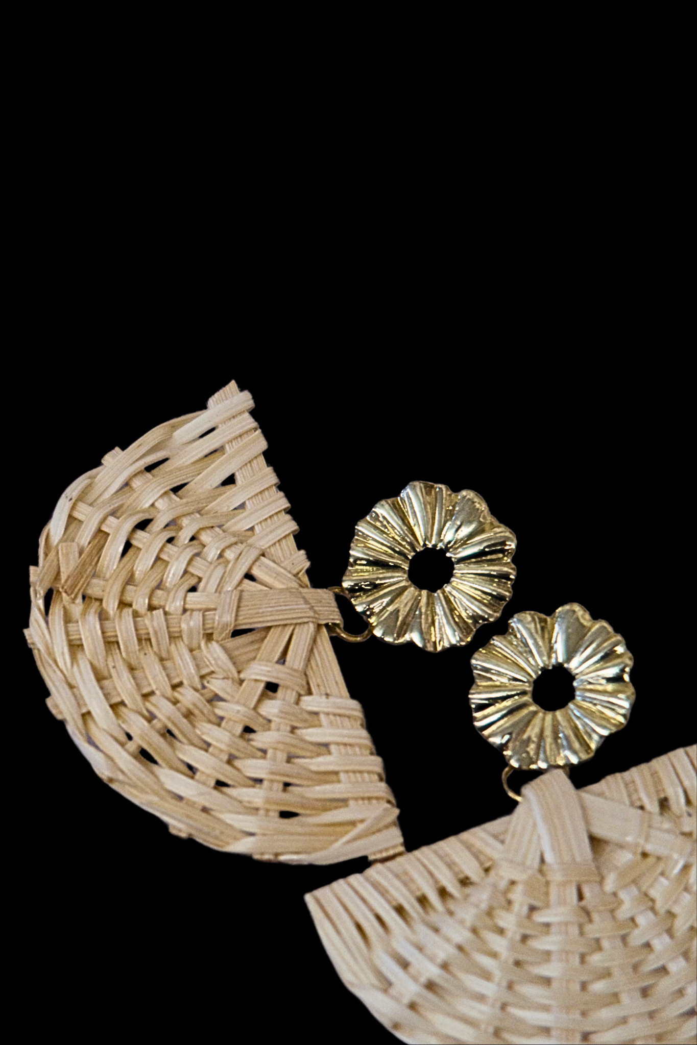 Pamaypay Rattan Earrings - Beige