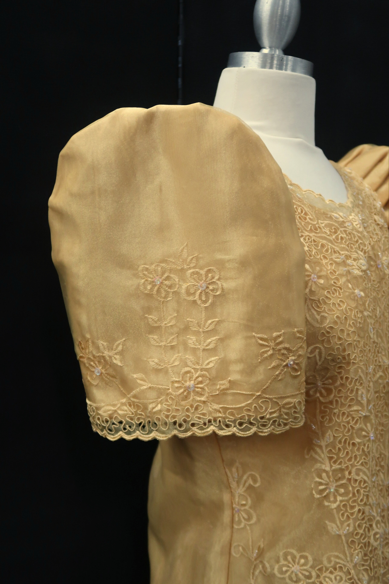 Maria Clara 2.0 Kimona/Saya - Gold